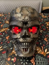 TERMINATOR SALVATION T-600  VISION VOICE CHANGER & EYES LIGHT RED HELMET MASK