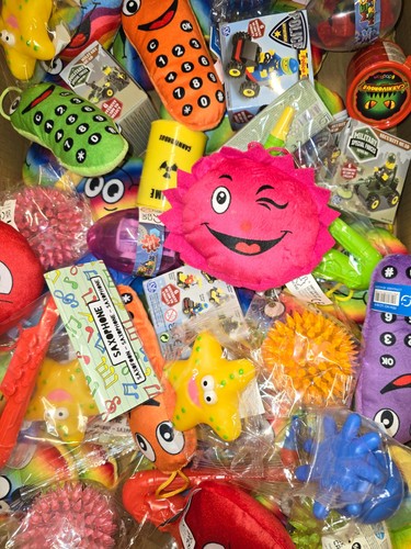 200 assorted toy - x, for