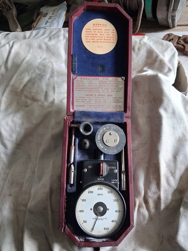 Smiths tachometer gauge - tachometer,