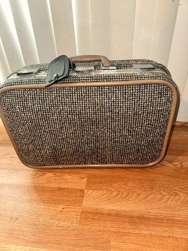 Vtg skyway luggages tweed - luggages,