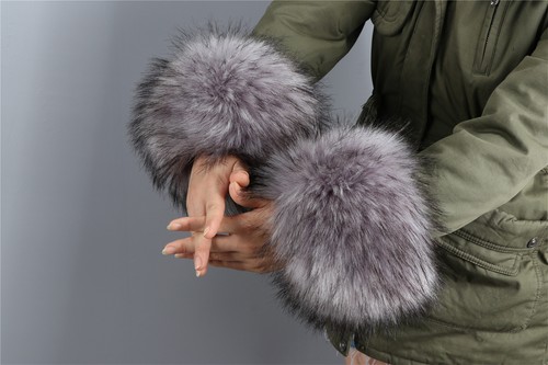 Faux fur arms - faux,