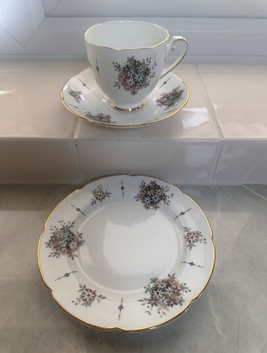 Royal grafton england floral - england,