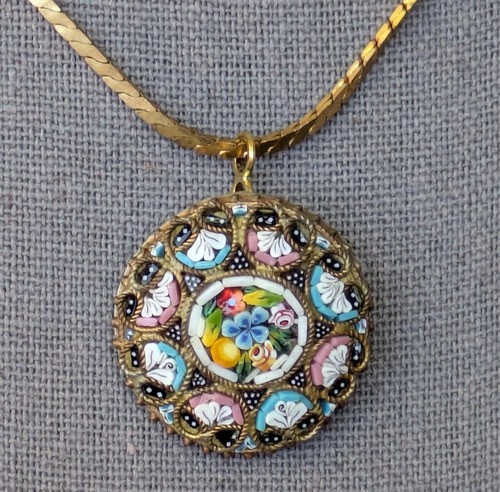 Lovely antique micro mosaic - lovely,