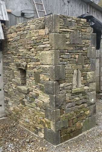 Stone quoins - stone,