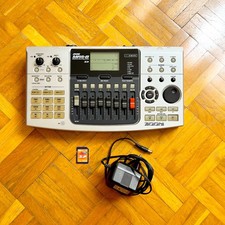 Zoom MRS-8 - Multitrack Recording Studio with original power supply and SD Card!