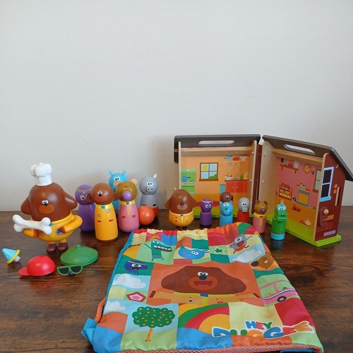 Hey duggee bundle includes - hey,