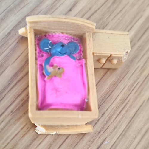 Vintage 1997 miniature - vintage, wooden