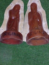 MARY AND JOSEPH, ( KNEELING )