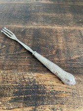QUEENS PATTERN SILVER HANDLED PICKLE OLIVE FORK Sheffield 1977