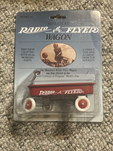 1990 miniature mini radio - mini,