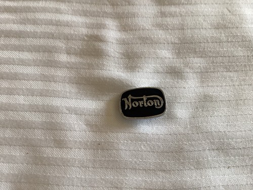 Norton pin badge - pin,