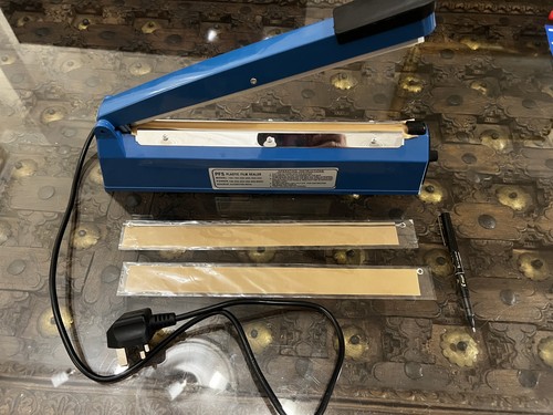 Machine metal pfs - machine, sealer