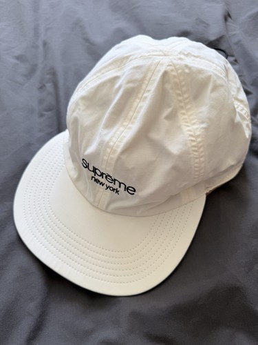Supreme reversible cap white - reversible,