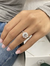 Diamond Ring IGI Certified VS1 F Round 4.22 Carat Accented 18K White Gold