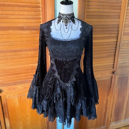 Dark love gothic victorian - gothic,