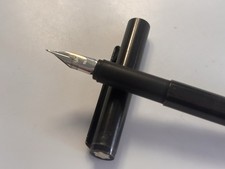 MontBlanc NOBLESSE 585 Fountain Pen In Black 14 Carat GOLD Medium 585 Nib Clean