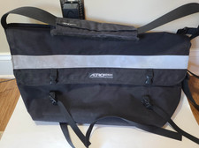 Aerostich Motorcycle Parcel  Messenger Bag Black similar to Timbuk2, Chrome
