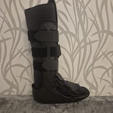 Fixed Fracture Walker Boot - Fits Both Left and Right Foot ,size XL , UK 9.5- 11