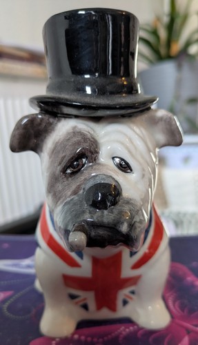 British bulldog manor - british,