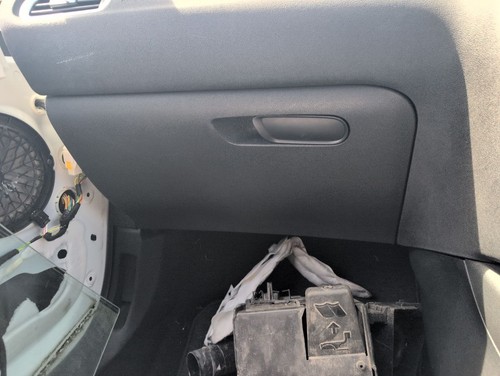 2015 2018 glove box - ds, 2015-2018