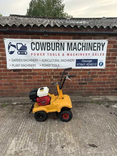 Kerb line turf cutter - kerb,