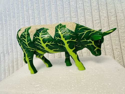 Cow parade cauliflower - cauliflower,