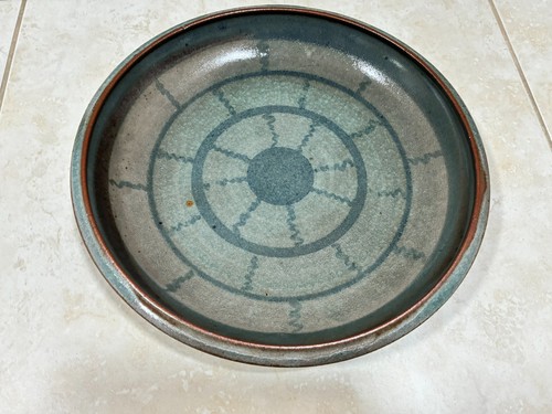 Studio pottery signed win - studio,