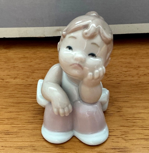 Nao lladro porcelain little - nao,