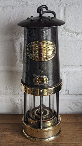 Davis derby kirkby - davis,