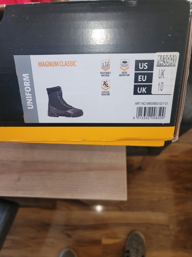 Magnum classic boots - uk, size