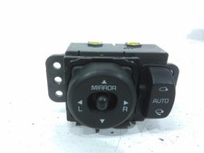 GENUINE 2015 KIA CEED   49D486 1000  ELECTRIC MIRROR ADJUST 49D486 1000 