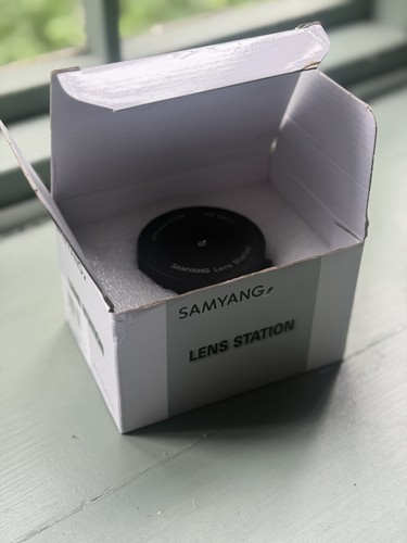 Samyang lens station for sony - station,