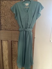 Lindy Bop Sage Green Fully