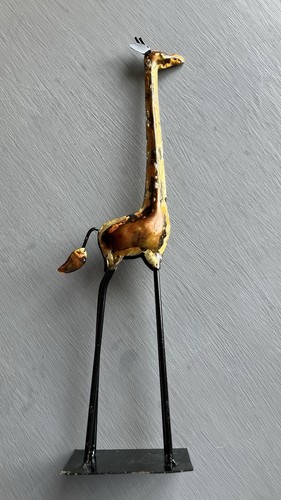 Metal giraffe figure inches - metal,