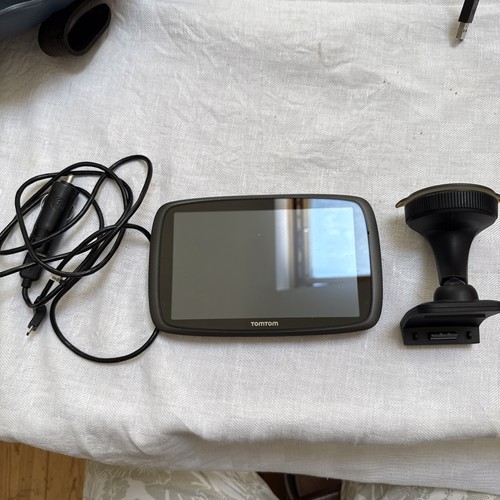 Tomtom 5000 sat nav - tomtom,