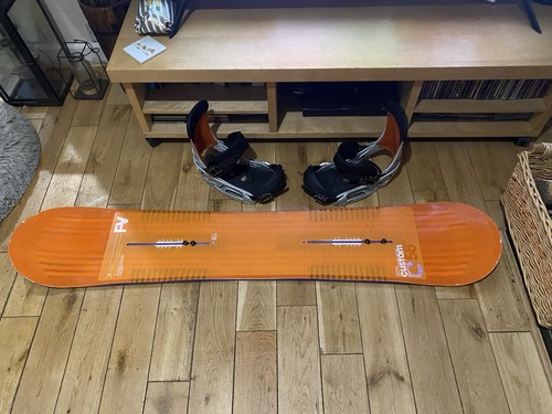 Burton snowboard bundle 325 - bundle., £325