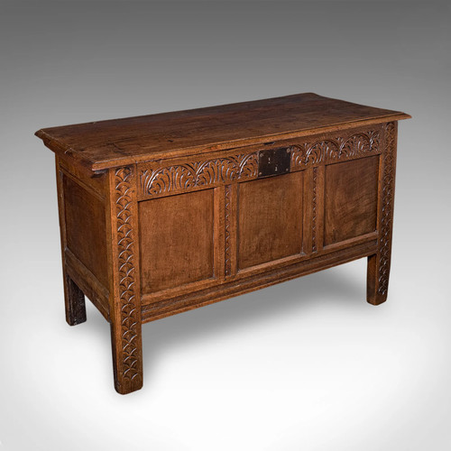 Antique coffer english - english,, oak