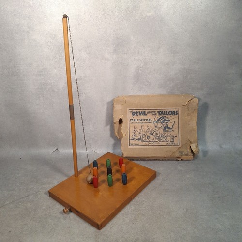 Pub table skittles game - pub,