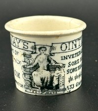 Antique Holloways Ointment Pot Cure for Ulcers Sore Breasts Heads + Bad Legs (1)