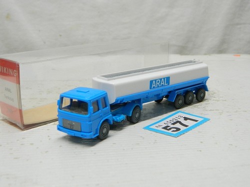 Wiking man artic with - wiking,