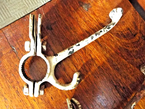 Vintage school cloakroom - 5,