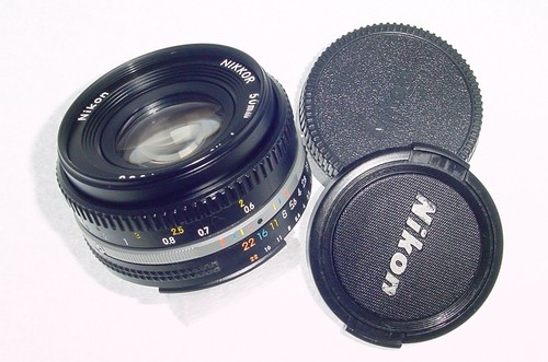 Nikon 50mm nikkor - nikon, f/1.8