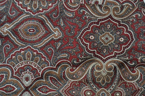 Harrods red silk ascot - , /