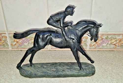 Large black resin sculptured - large,