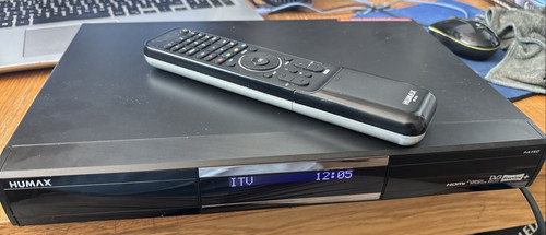 Humax pvr 9300t freeview - humax,