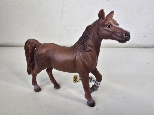 Schleich chestnut arabian mare - arabian,