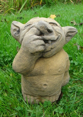 Small nose picking troll - small, stone