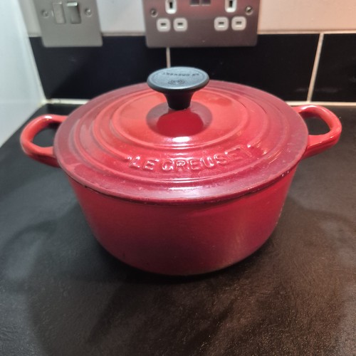 Vintage creuset size 18 - le,