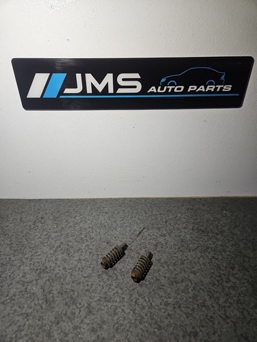 Lexus is200 pair - 99-05,