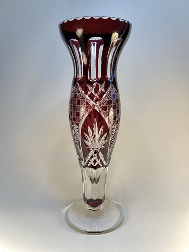 Large cranberry cut - cranberry, cut-to-clear